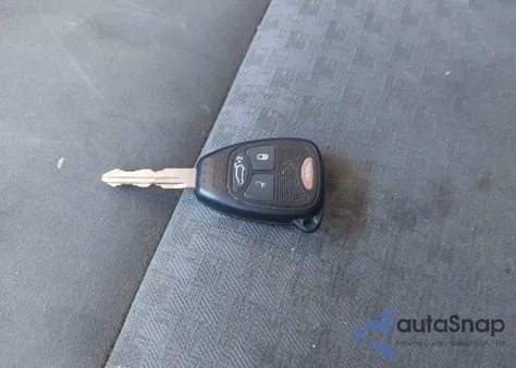 2005 Jeep Liberty Sport z USA, uszkodzony, nr VIN 1J4GL48KX5W714171